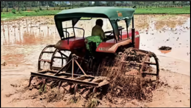 Puddling equipment for rice field preparation